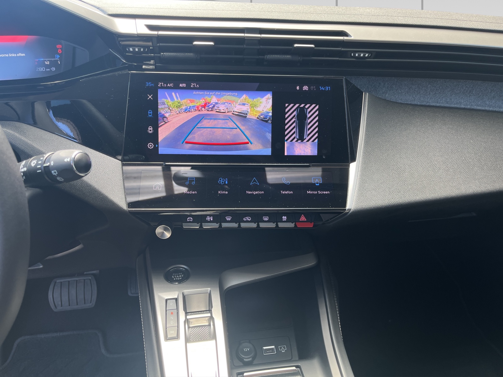 PEUGEOT 308 SW 1.5 BlueHDI Allure Pack EAT8-image-11