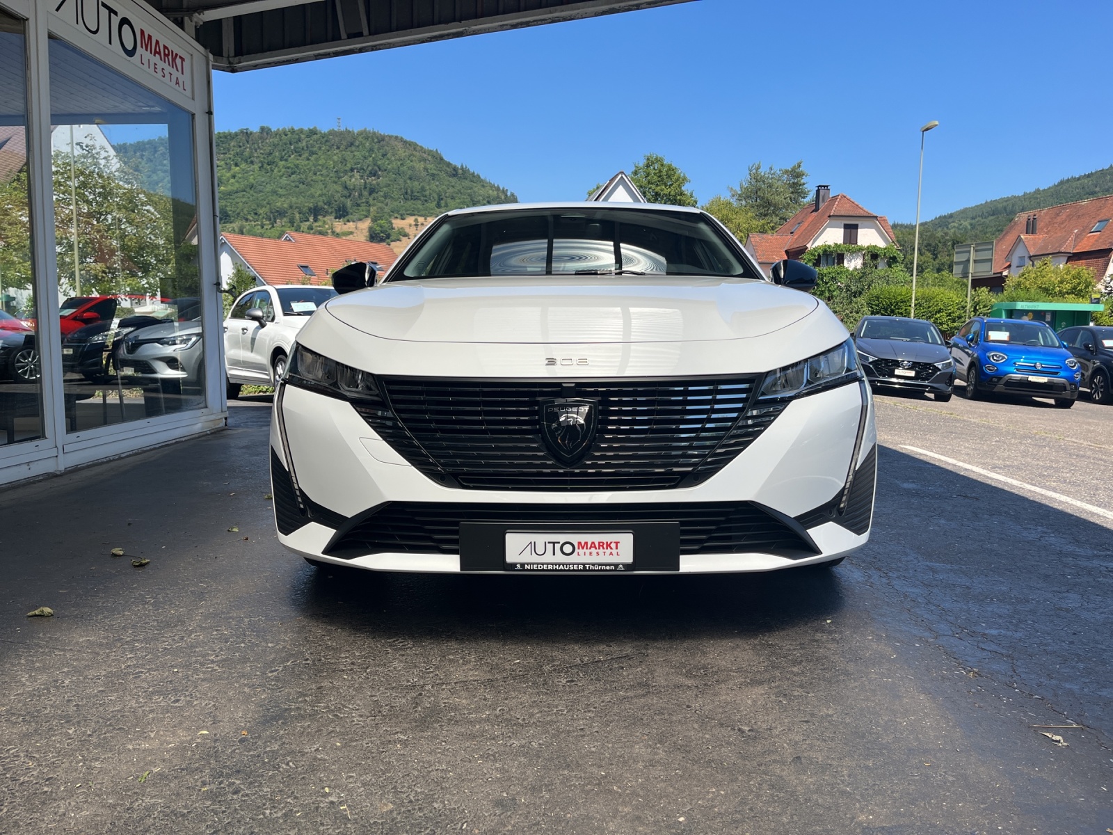 PEUGEOT 308 SW 1.5 BlueHDI Allure Pack EAT8-image-5