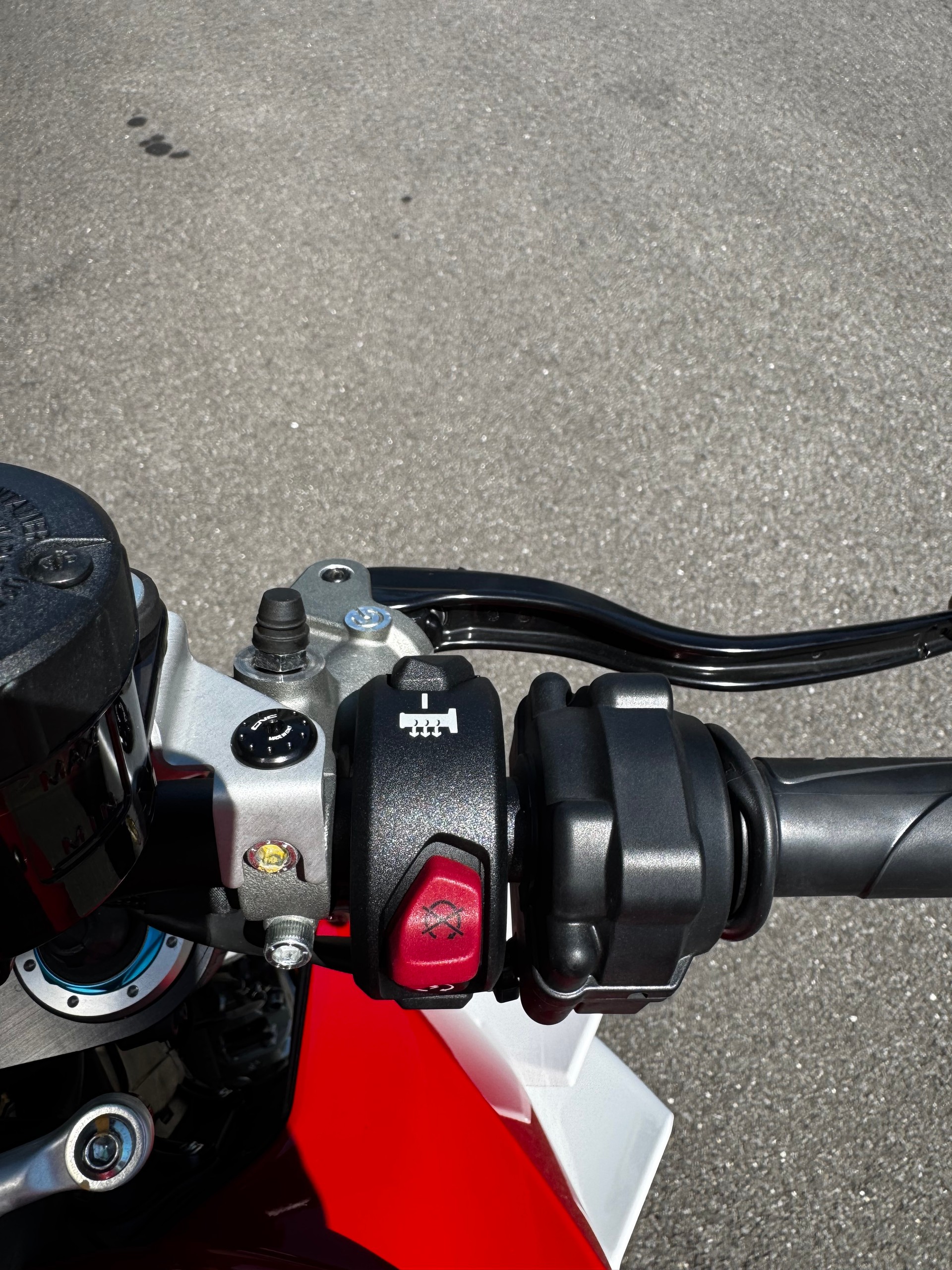 DUCATI Streetfighter V4 S-image-10