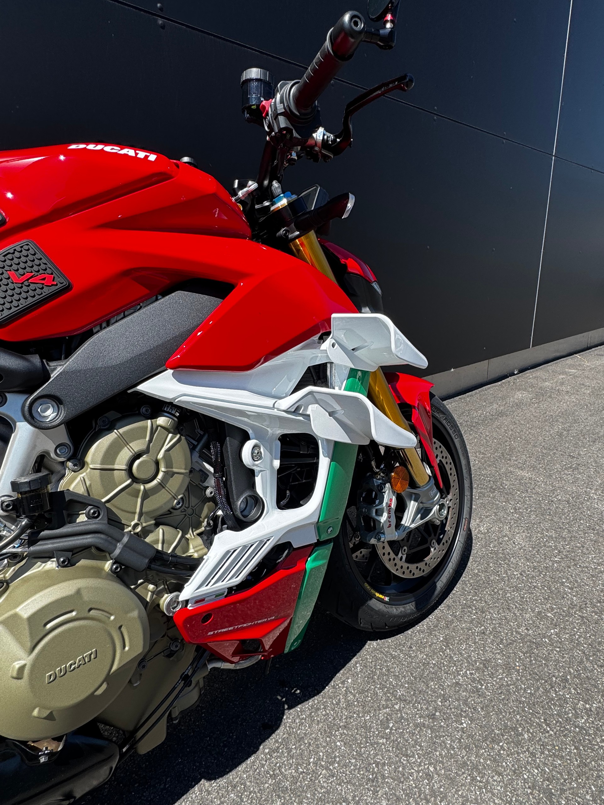 DUCATI Streetfighter V4 S-image-7