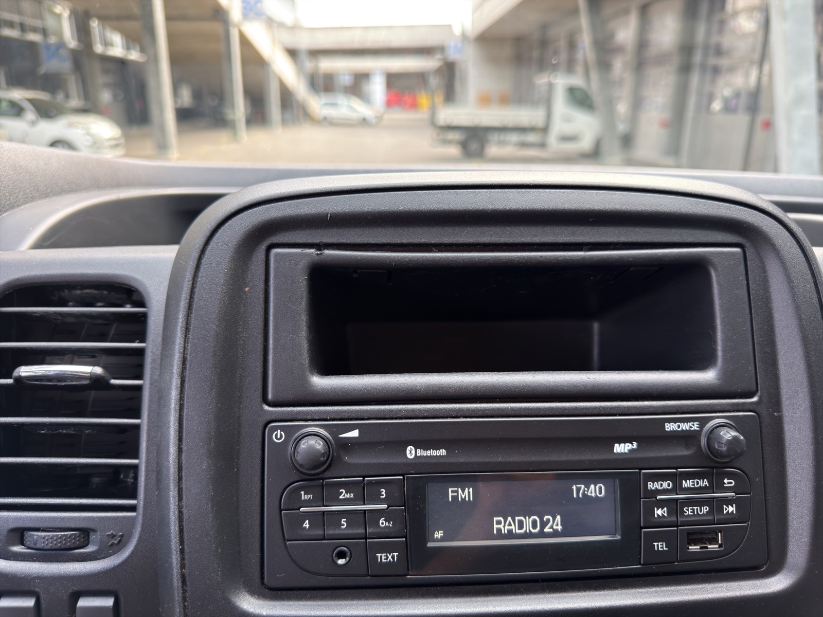 RENAULT Trafic 1.6 dCi 95 2.9t Pro+ Business Kühlfahr.L1H1-image-11