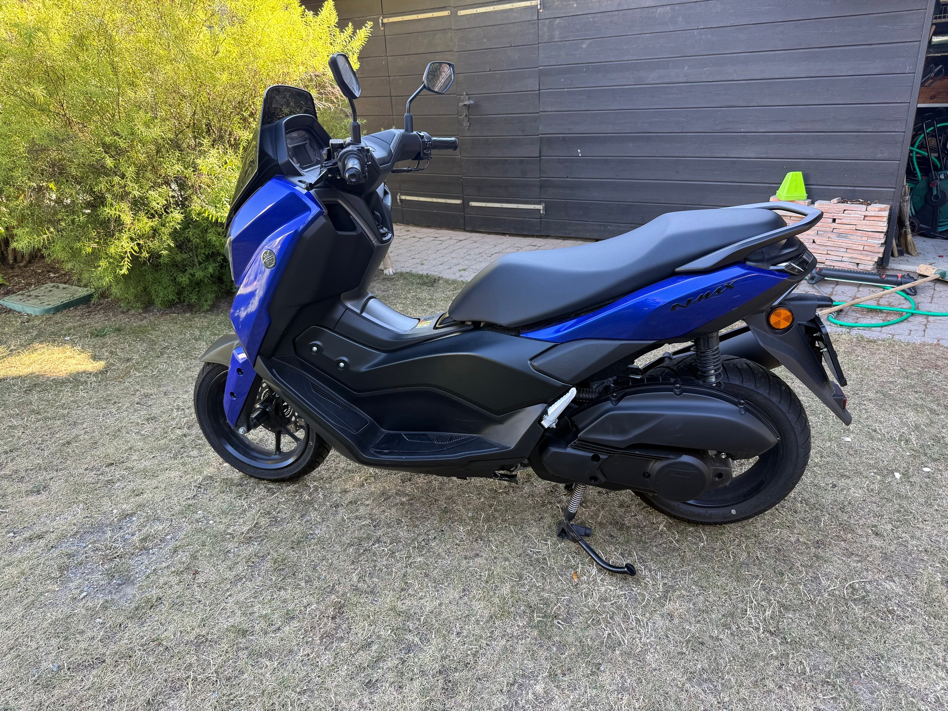 YAMAHA N-Max GPD 125-image-2