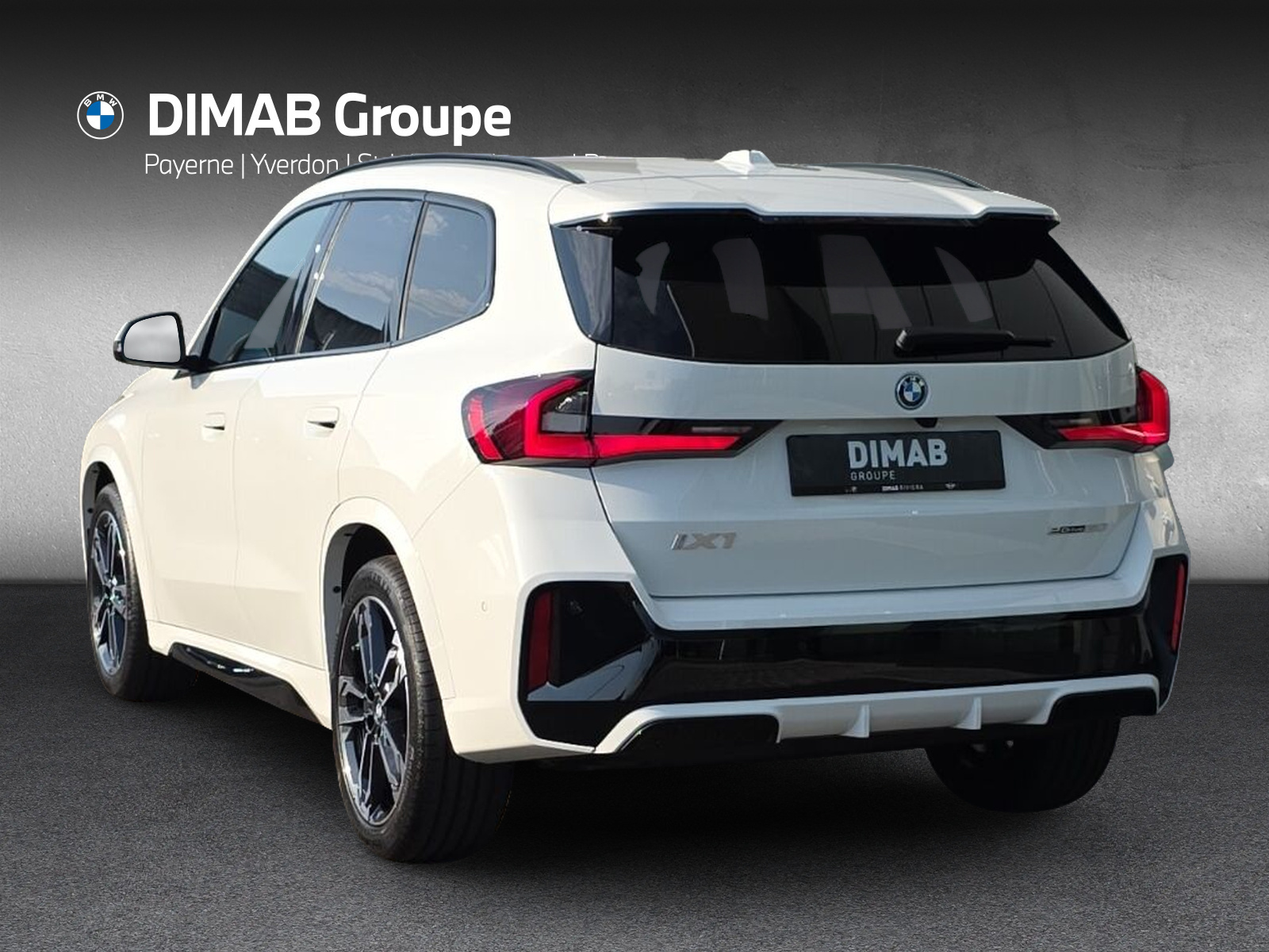 BMW iX1 eDrive 20 Edition M Sport-showroom-element-1