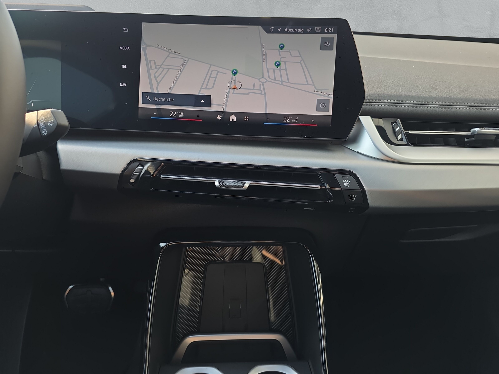 BMW iX1 eDrive 20 Edition M Sport-image-17