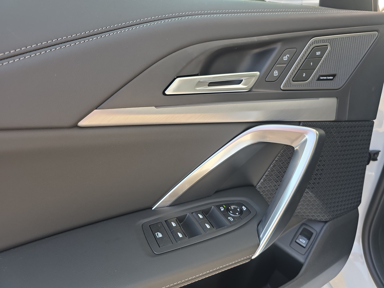 BMW iX1 eDrive 20 Edition M Sport-image-20