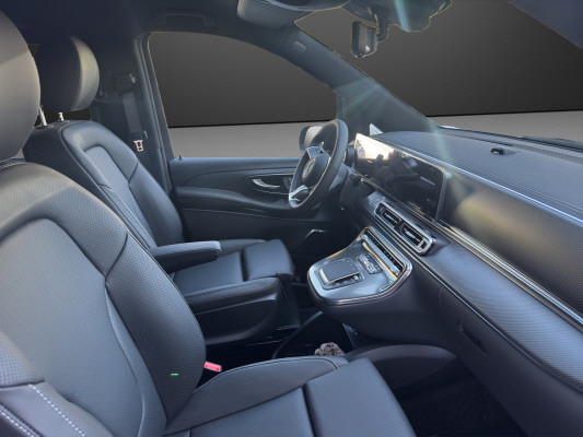 MERCEDES-BENZ V 300 d lang Swiss 9G-T-image-6