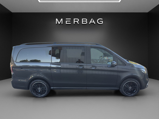 MERCEDES-BENZ V 300 d lang Swiss 9G-T-image-4