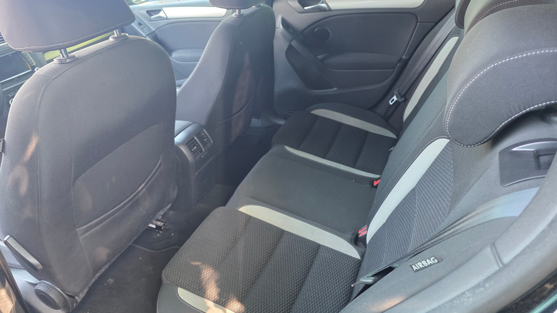 VW Golf 1.4 TSI Highline DSG-image-11