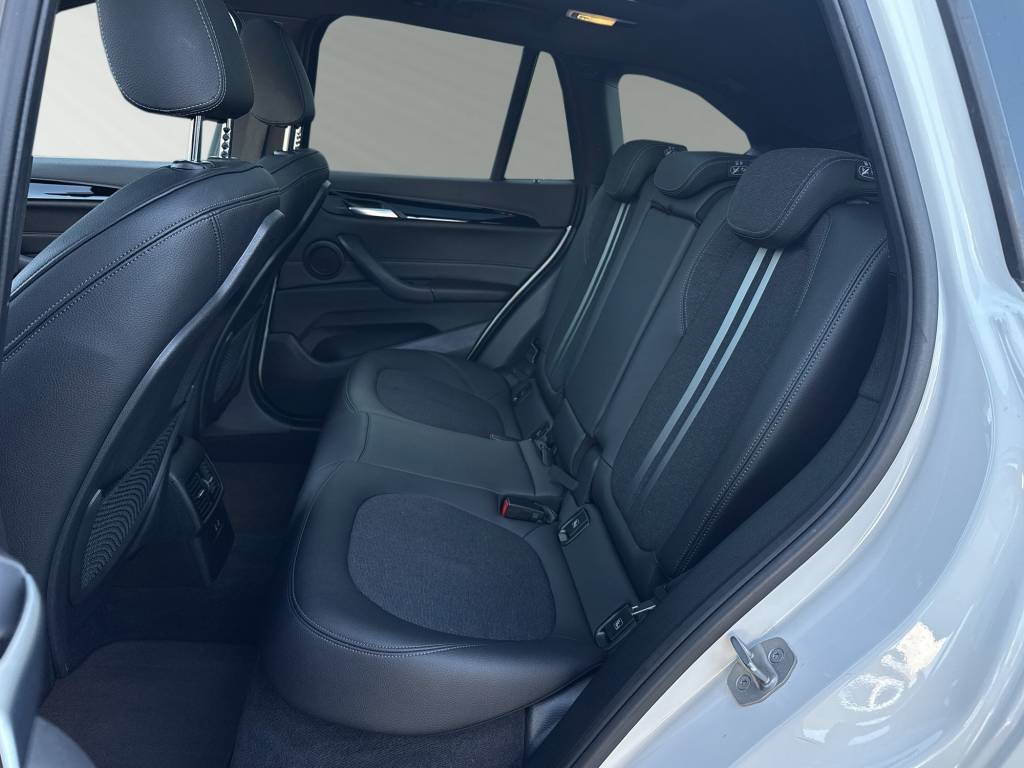BMW X1 xDrive 25e M Sport Steptronic-image-7
