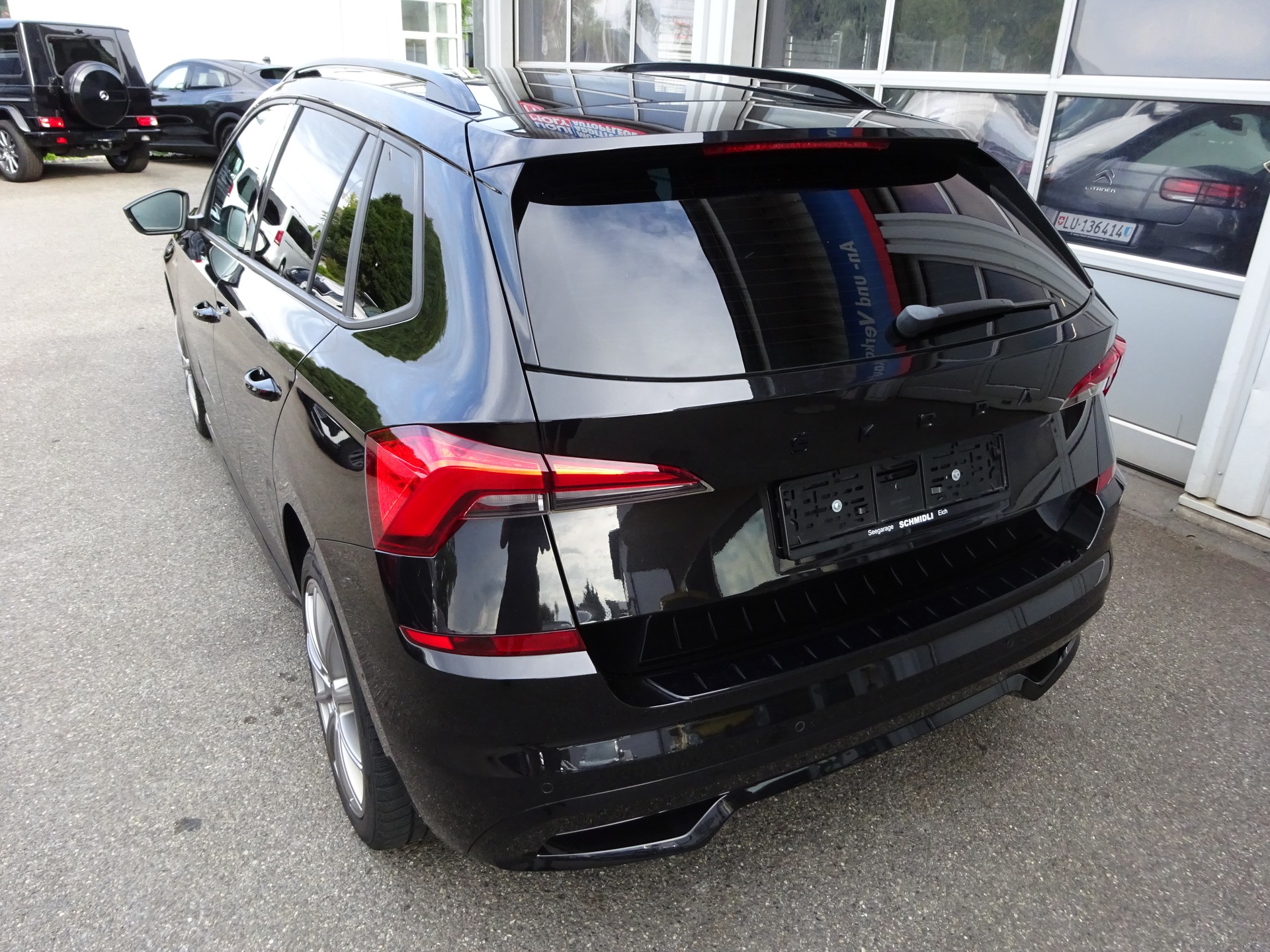 SKODA Kamiq 1.5 TSI ACT Monte Carlo DSG-showroom-element-1