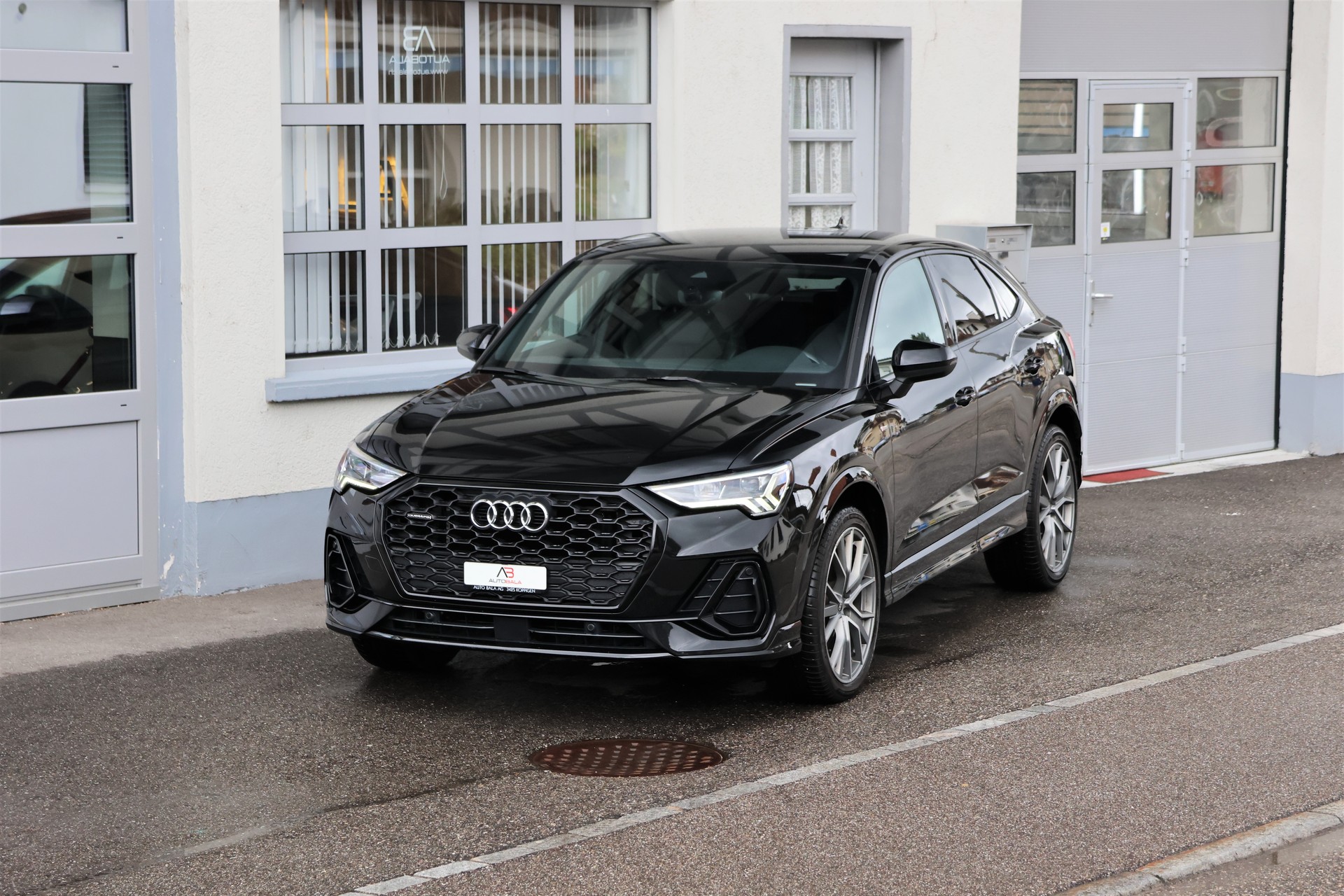 AUDI Q3 Sportback 40 TDI S line Attraction quattro S-tronic (CH)