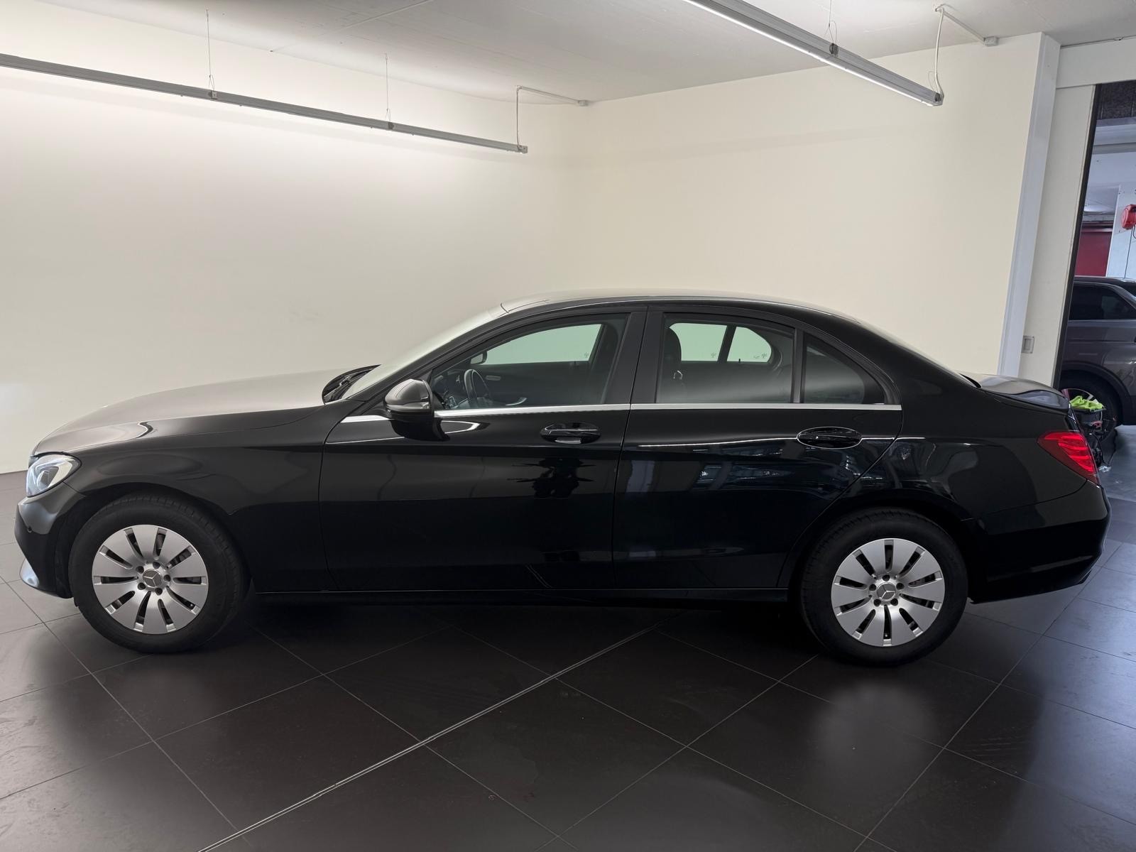 MERCEDES-BENZ C 200d BlueTec 7 Gang Tronic Plus-image-3