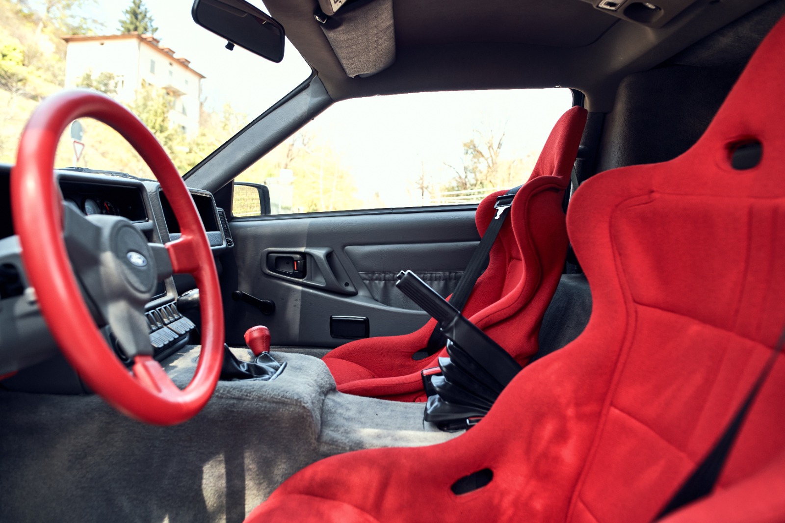 FORD RS200-image-11