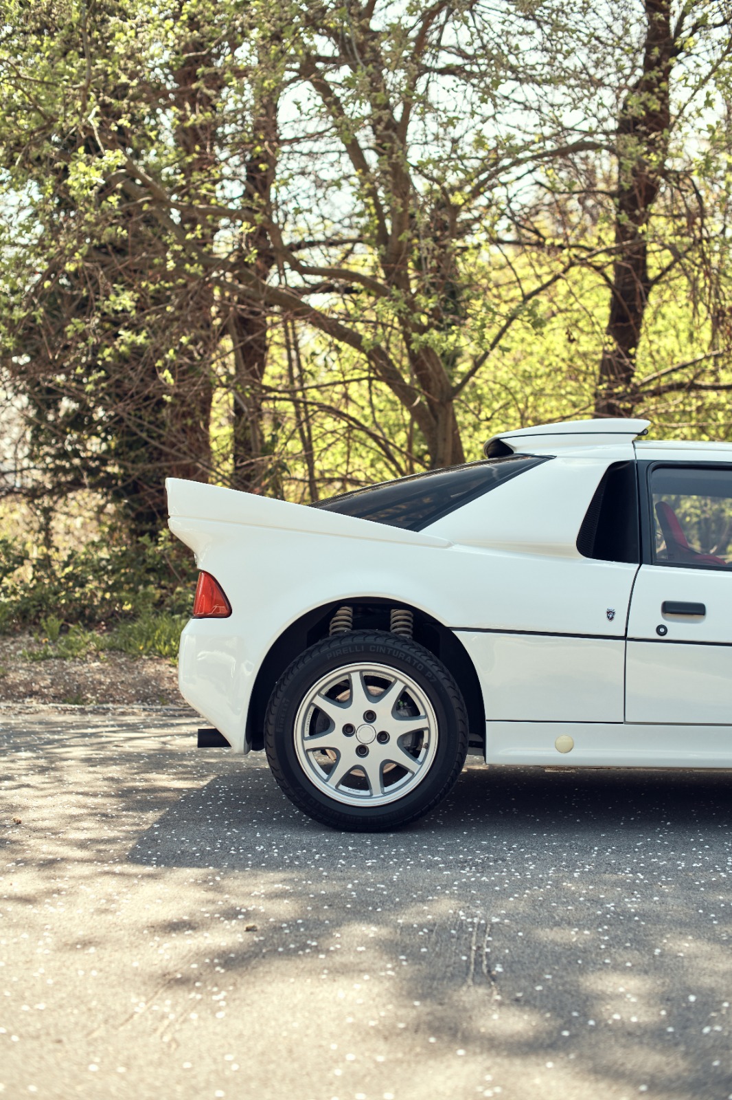 FORD RS200-image-4