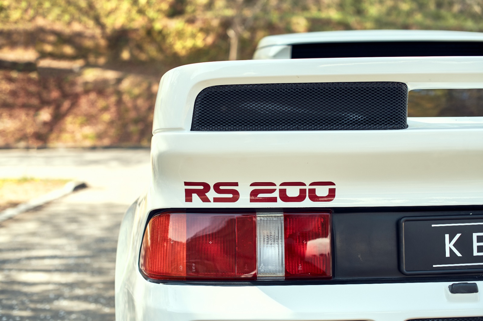 FORD RS200-image-5