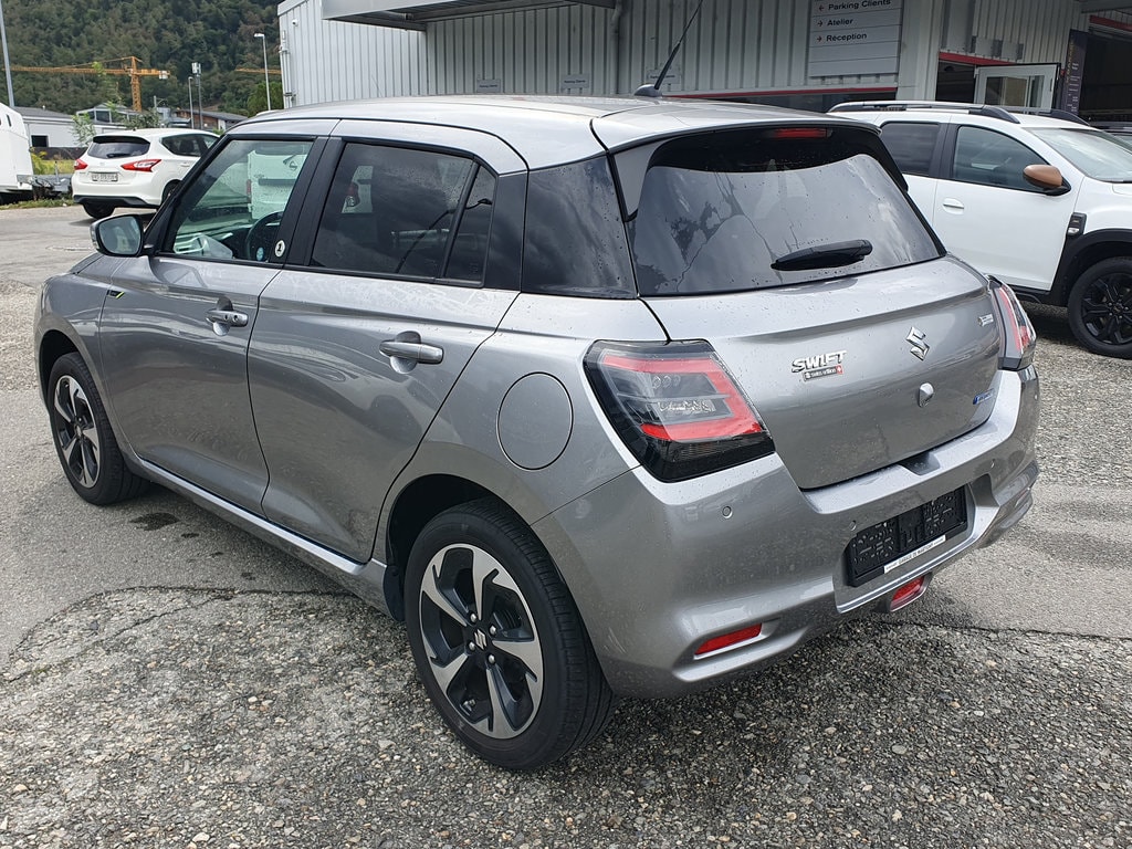 SUZUKI Swift 1.2 1st Edition Hybrid 4x4-image-6