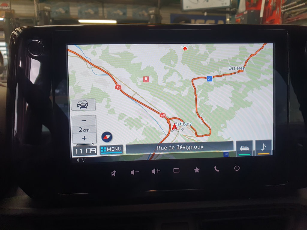 SUZUKI Swift 1.2 1st Edition Hybrid 4x4-image-10