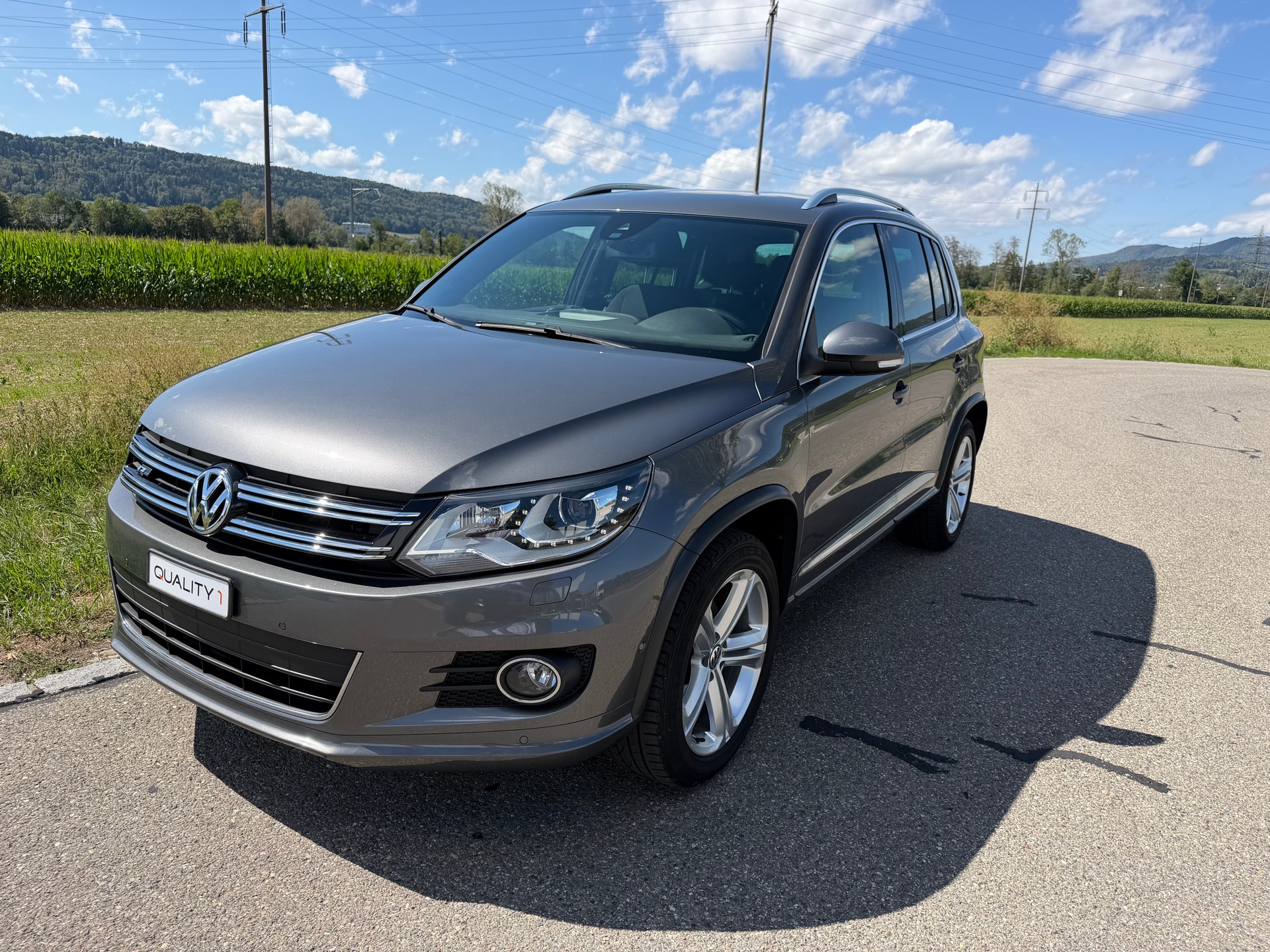VW Tiguan 2.0 TSI Cup R-Line 4Motion-showroom-element-1