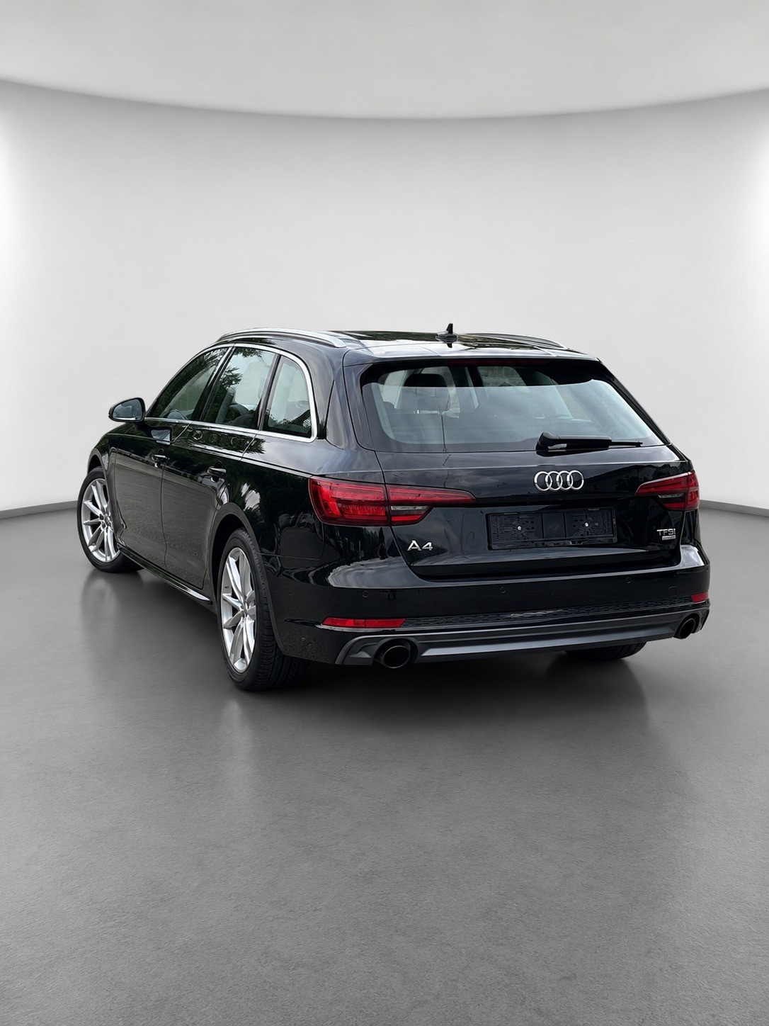 AUDI 2.0 TFSI 190 ultra S-Tronic-image-1