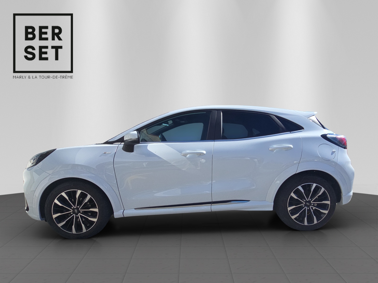 FORD Puma 1.0 EcoB Hybrid 125 ST-Line Vignale-showroom-element-1