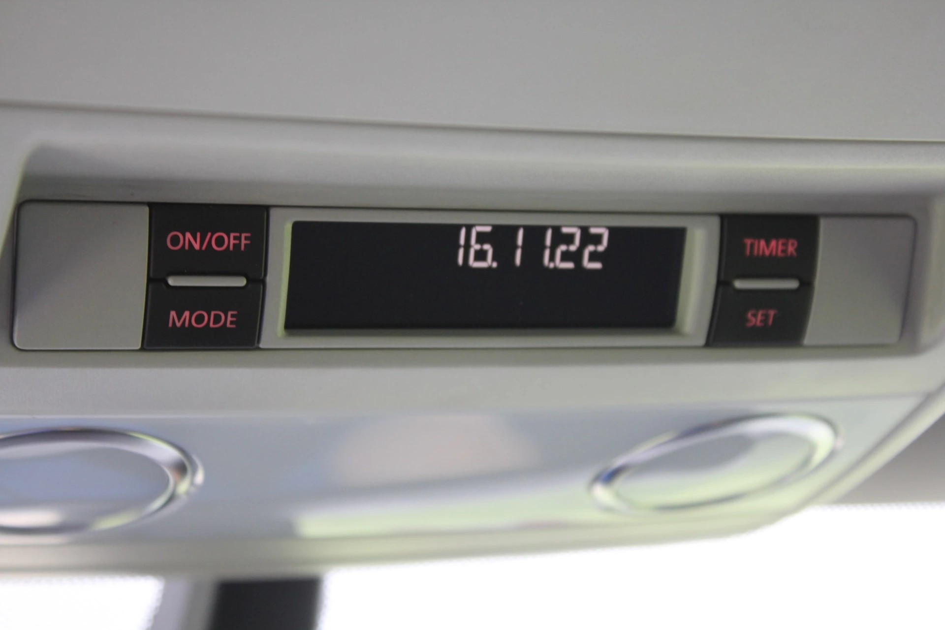 VW T6 Multivan 2.0 TDI Comfortline DSG-image-9
