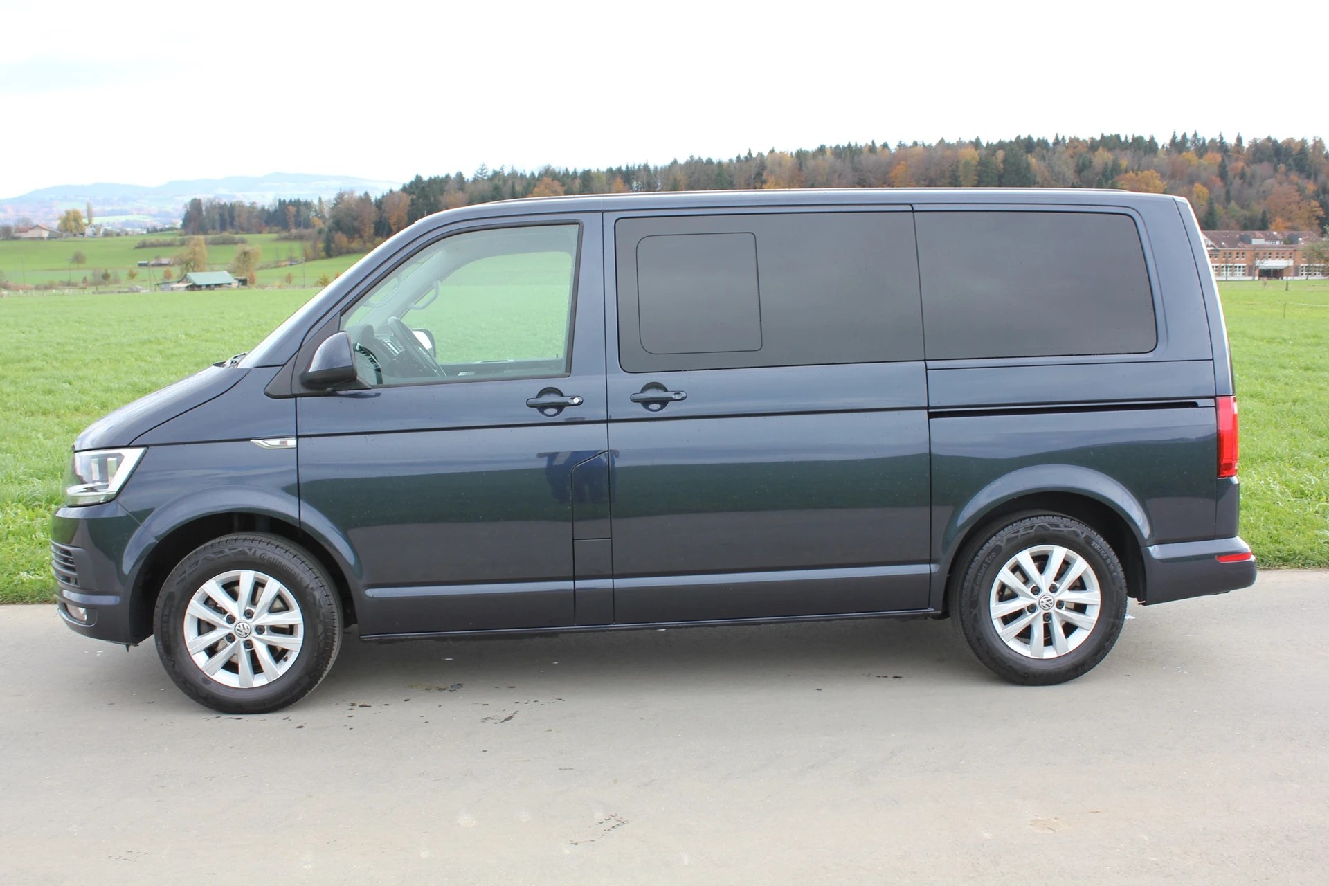 VW T6 Multivan 2.0 TDI Comfortline DSG-image-4