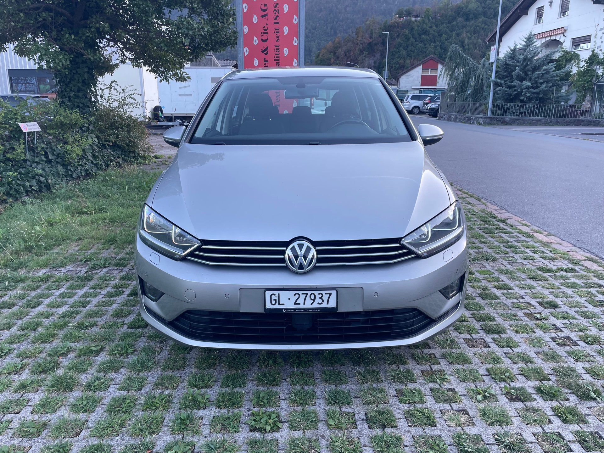 VW Golf Sportsvan 1.4 TSI Comfortline-showroom-element-1