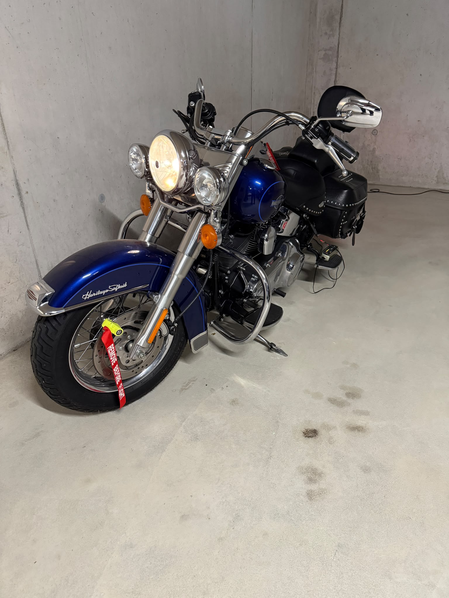 HARLEY-DAVIDSON FLSTCI Softail Classic-image-3