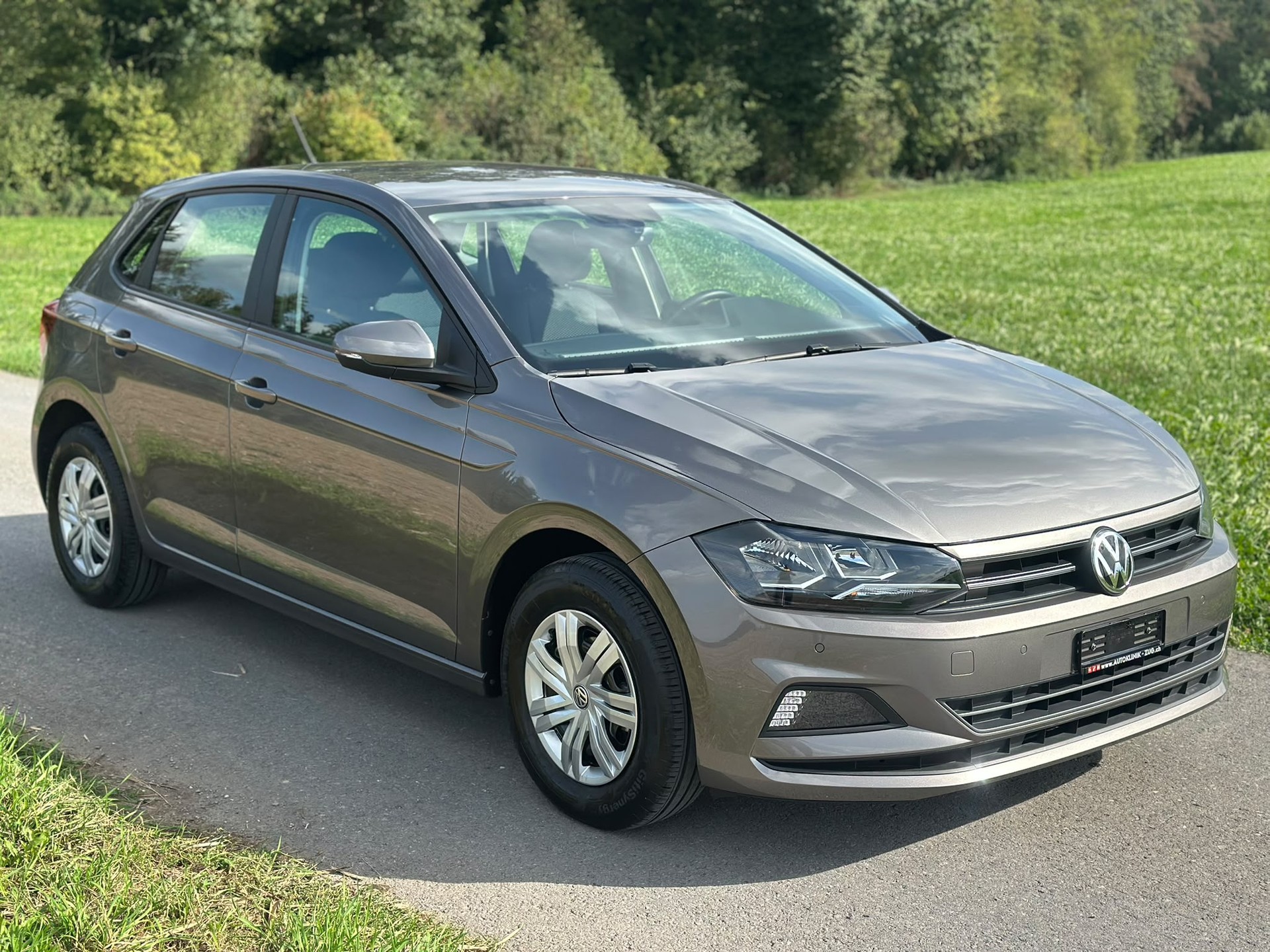 VW Polo 1.0 BMT Trendline-showroom-element-3