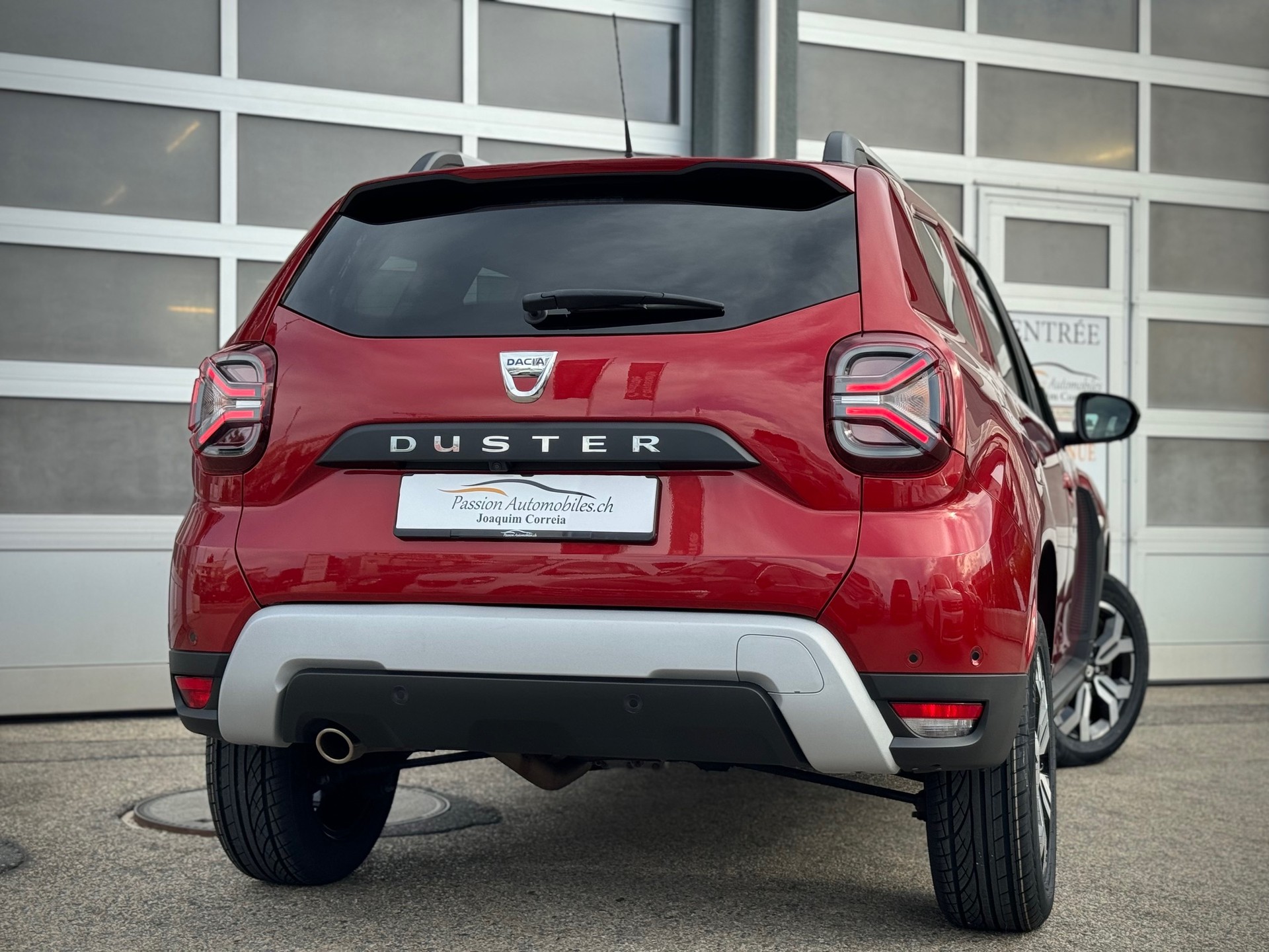 DACIA Duster TCe 150 Extreme 4x4 - Véhicule Suisse (CH)-image-1