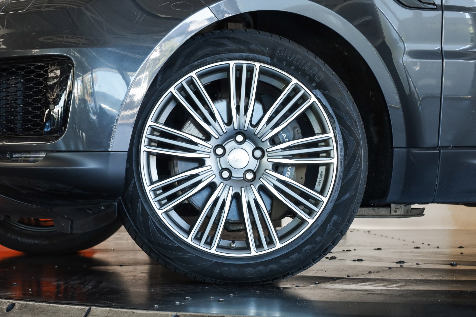 LAND ROVER Range Rover Sport P400e 2.0 I4 PHEV SE Automatic Suspension pneumatique / Matrix LED / Caméra 360°-image-11