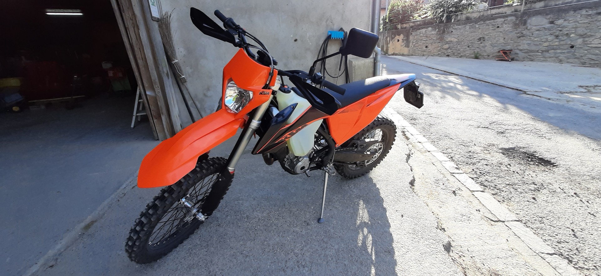 KTM 250-image-0