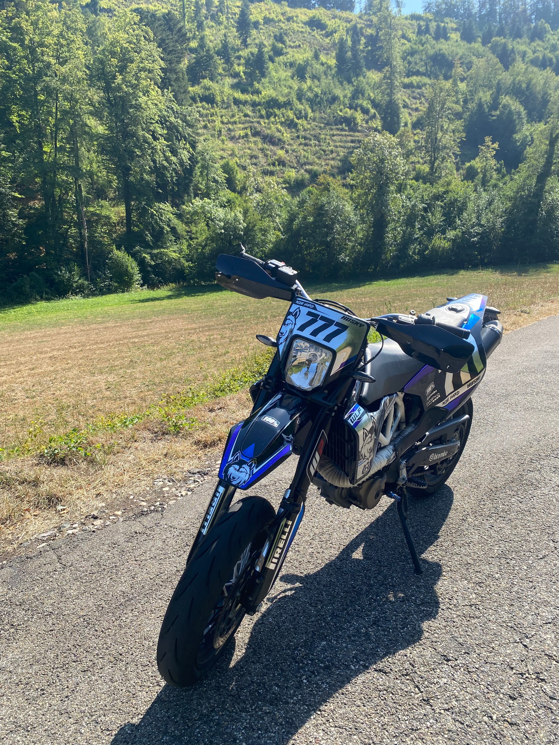 HUSQVARNA 701 Supermoto (35kW)-image-9