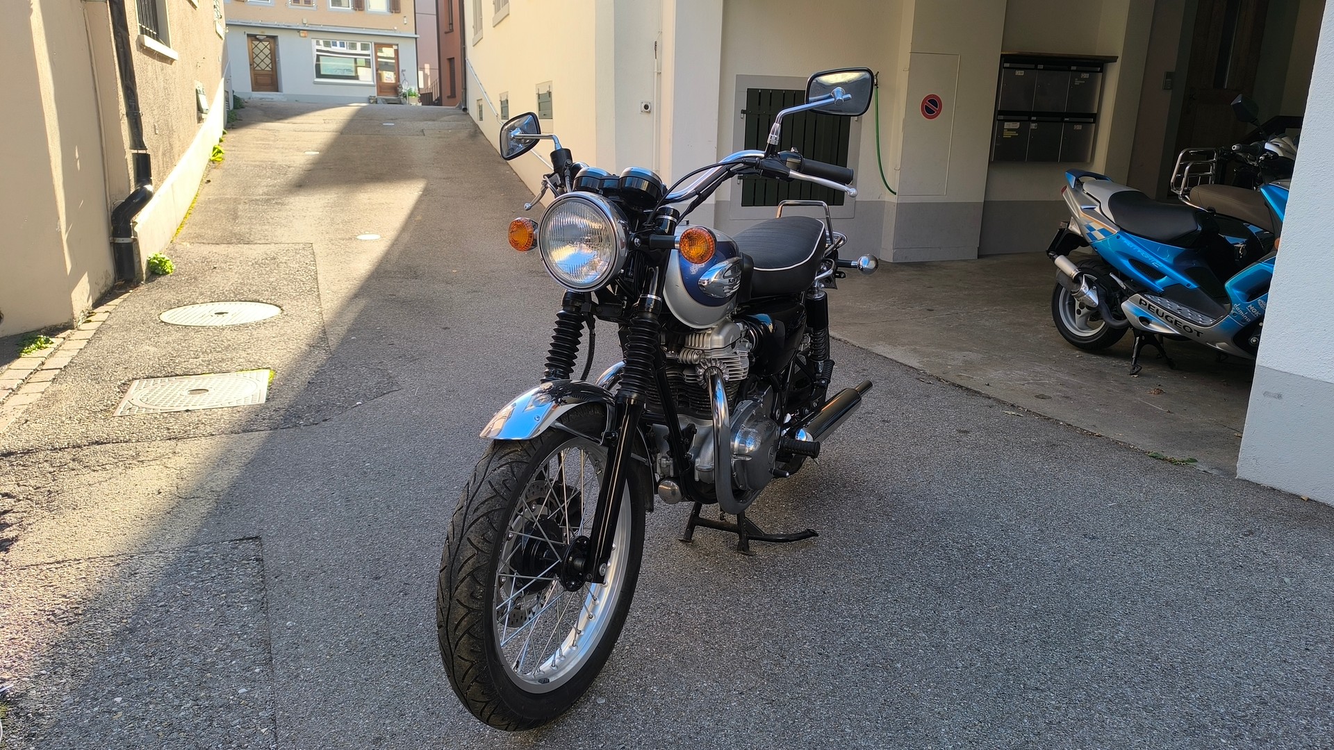 KAWASAKI W 650-image-1