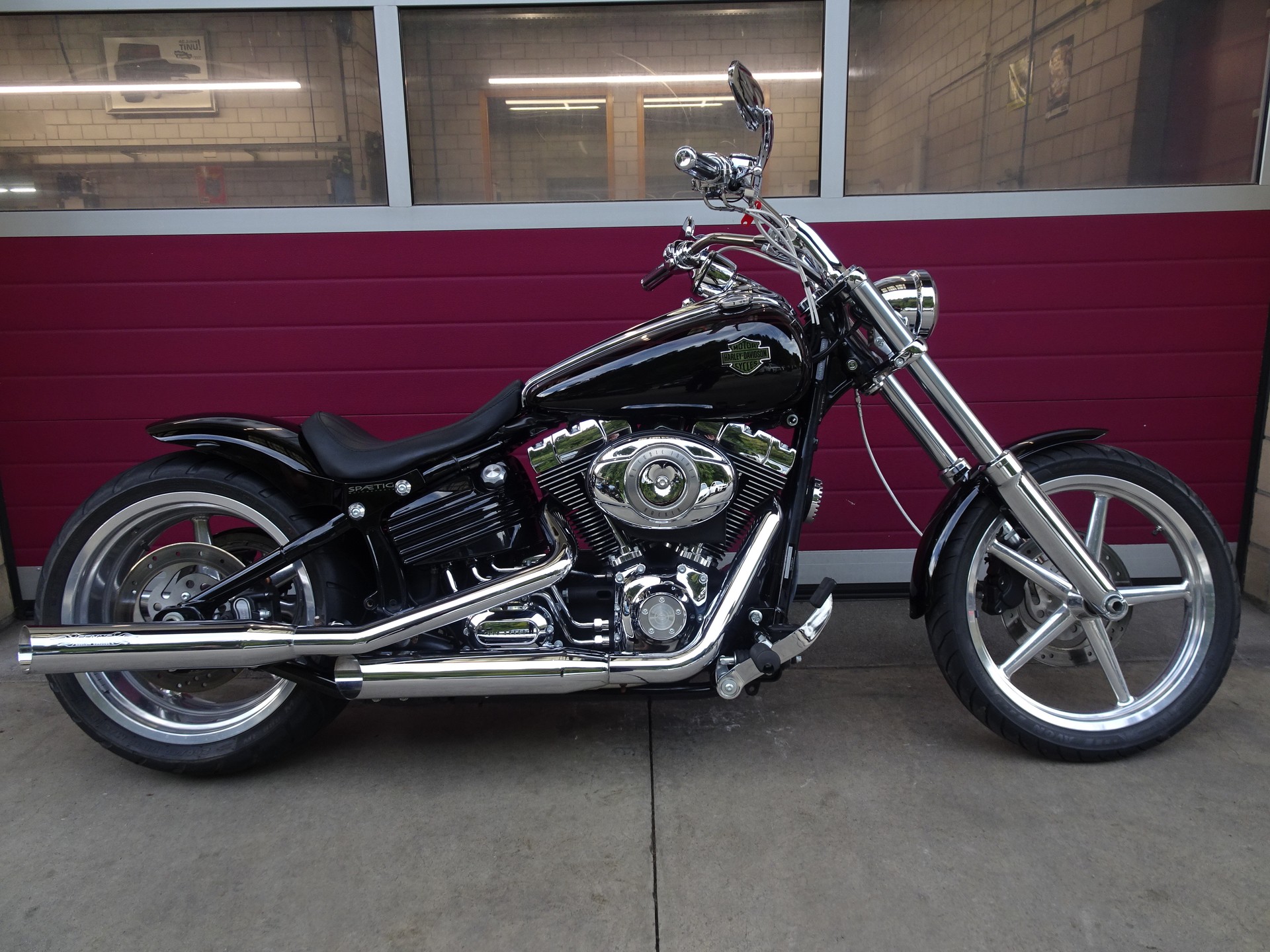 HARLEY-DAVIDSON FXCWC Rocker C-image-0