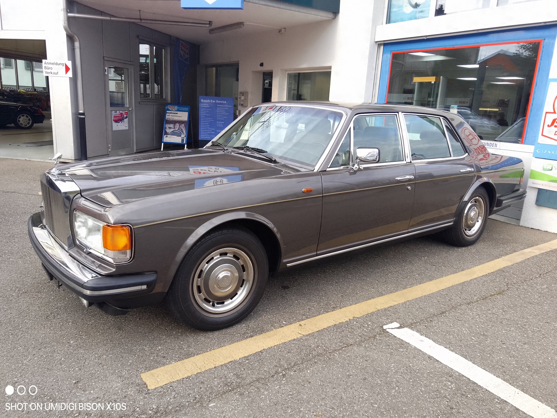 ROLLS-ROYCE Silver Spirit Limousine-image-2