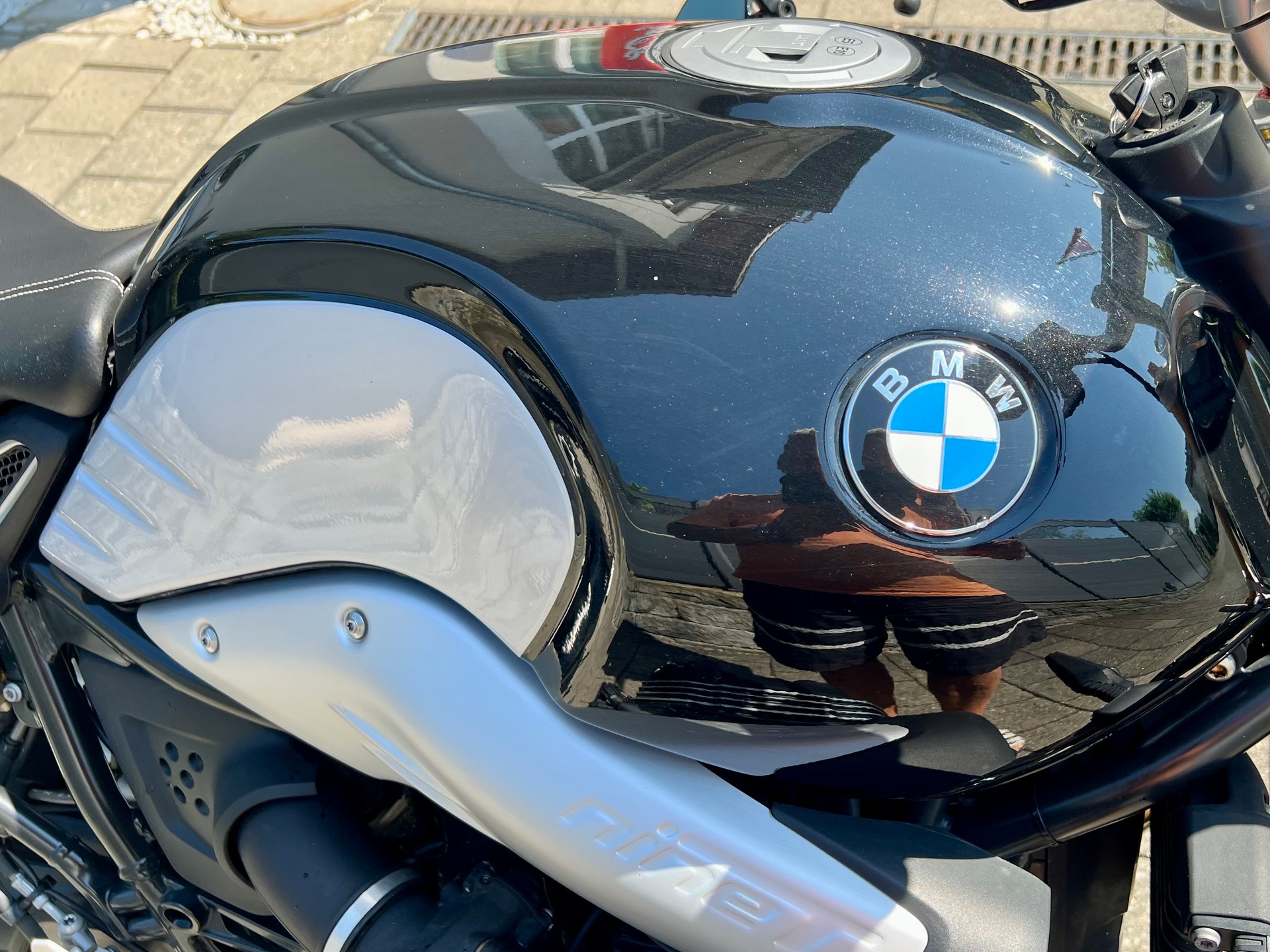 BMW R nineT-image-6
