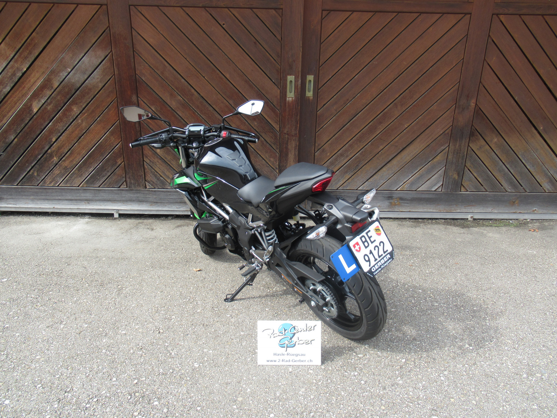 KAWASAKI Z 125-image-5