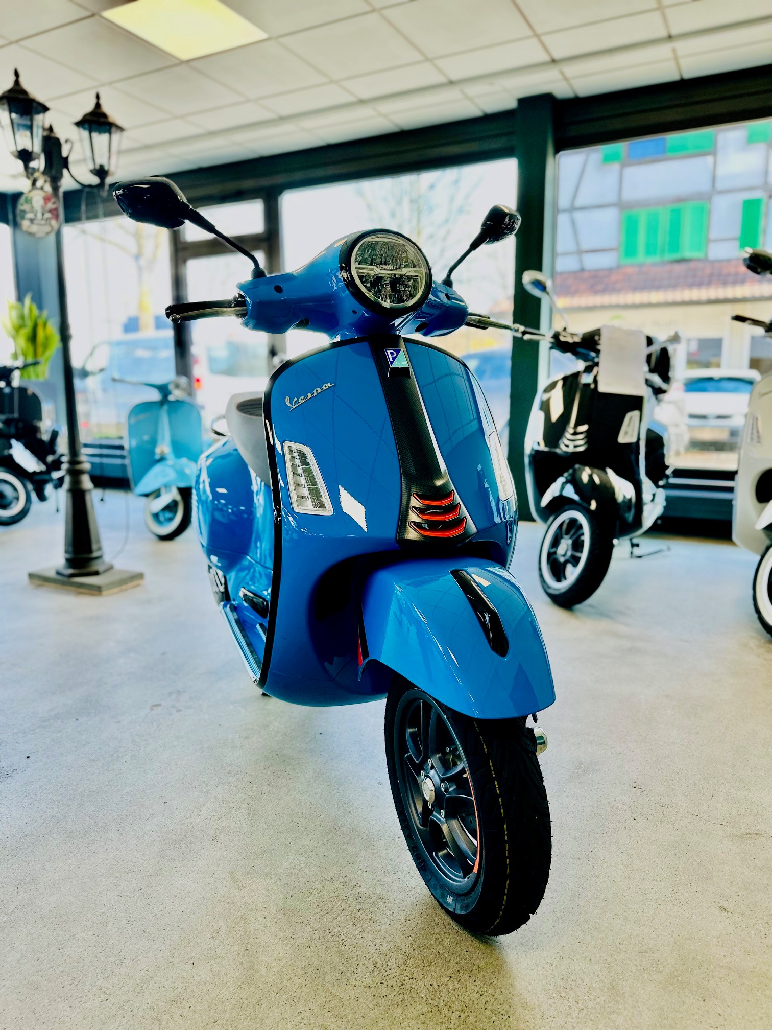 PIAGGIO Vespa GTS 125 Super Sport RST Euro 5+-image-0