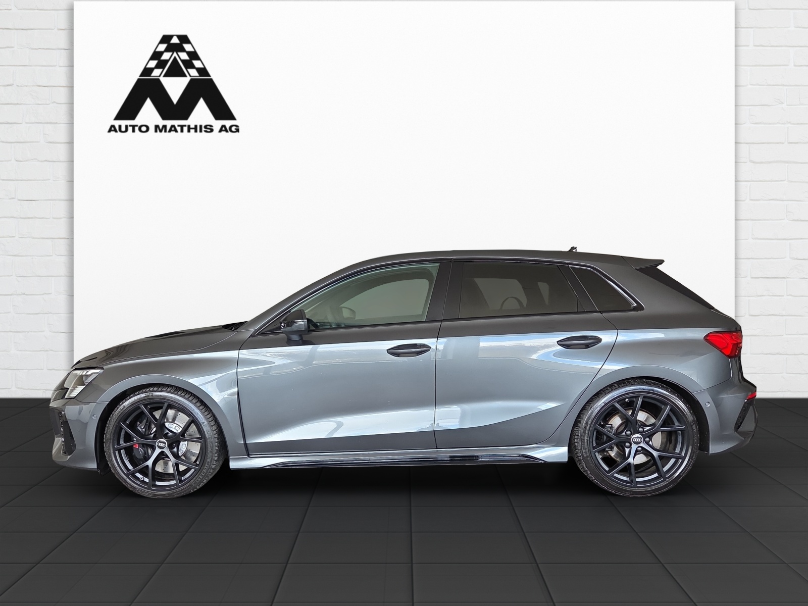 AUDI RS3 Sportback 2.5 TSI quattro S-tronic-showroom-element-2