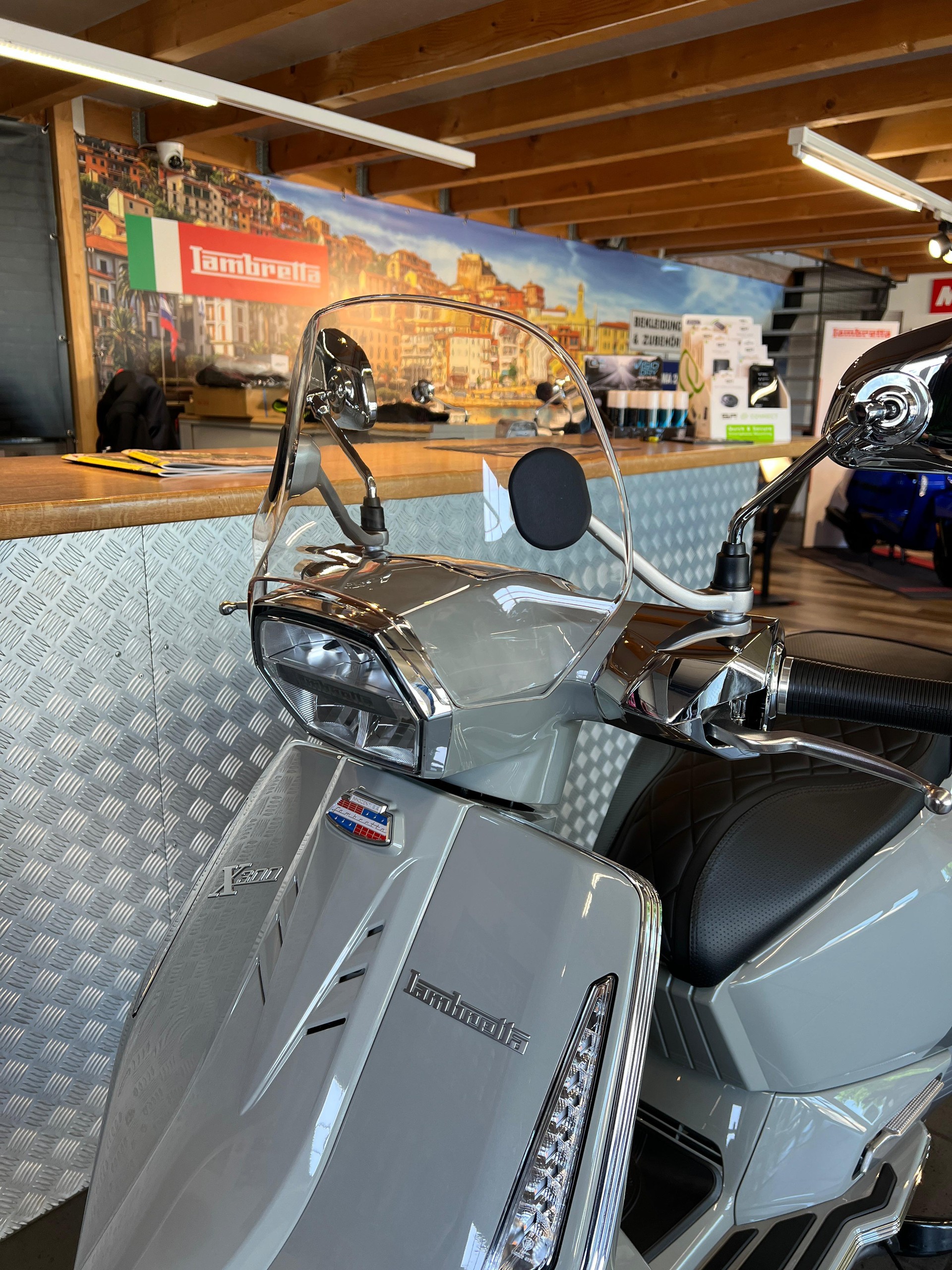 LAMBRETTA X 300 GT-image-7