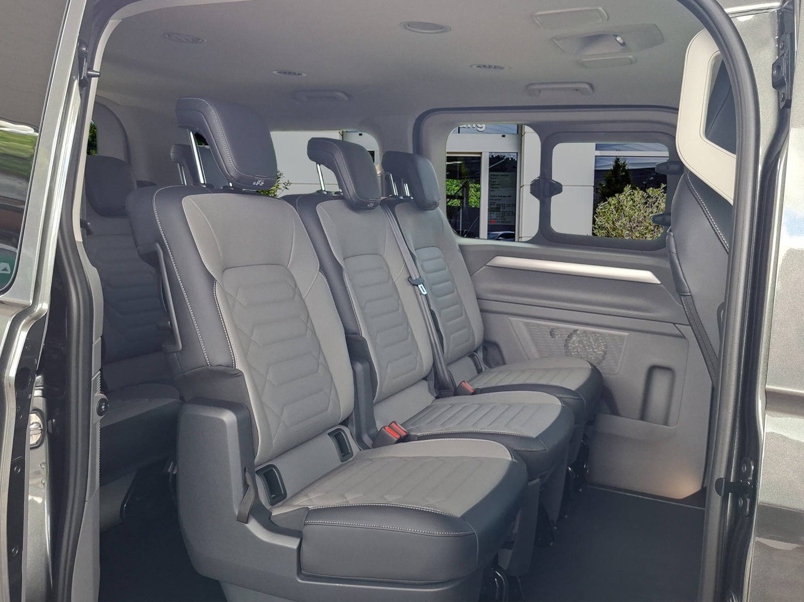 VW Caravelle 2.0 TDI Life Aut.8 4 Motion-image-20