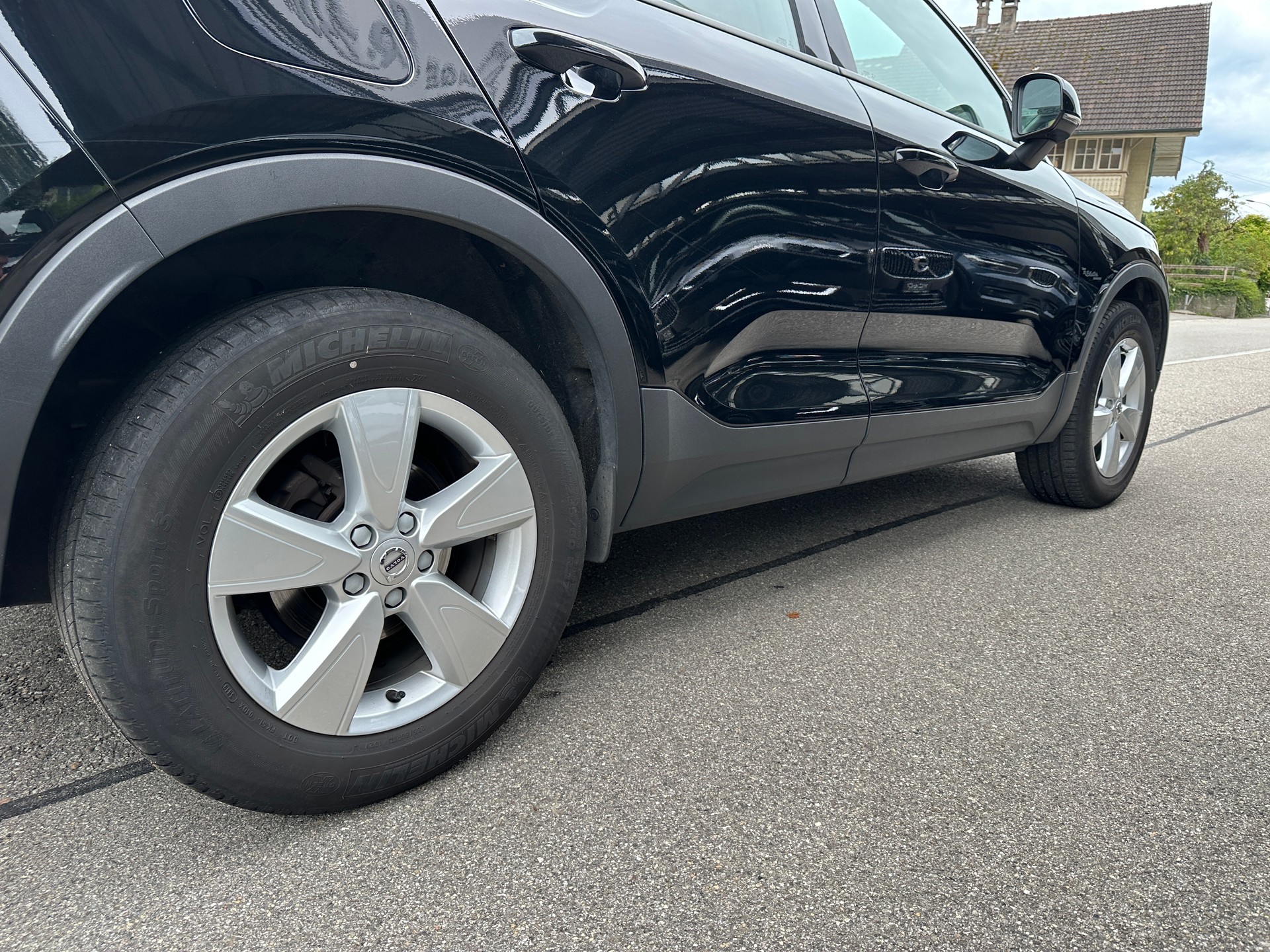 VOLVO XC40 D3-image-17