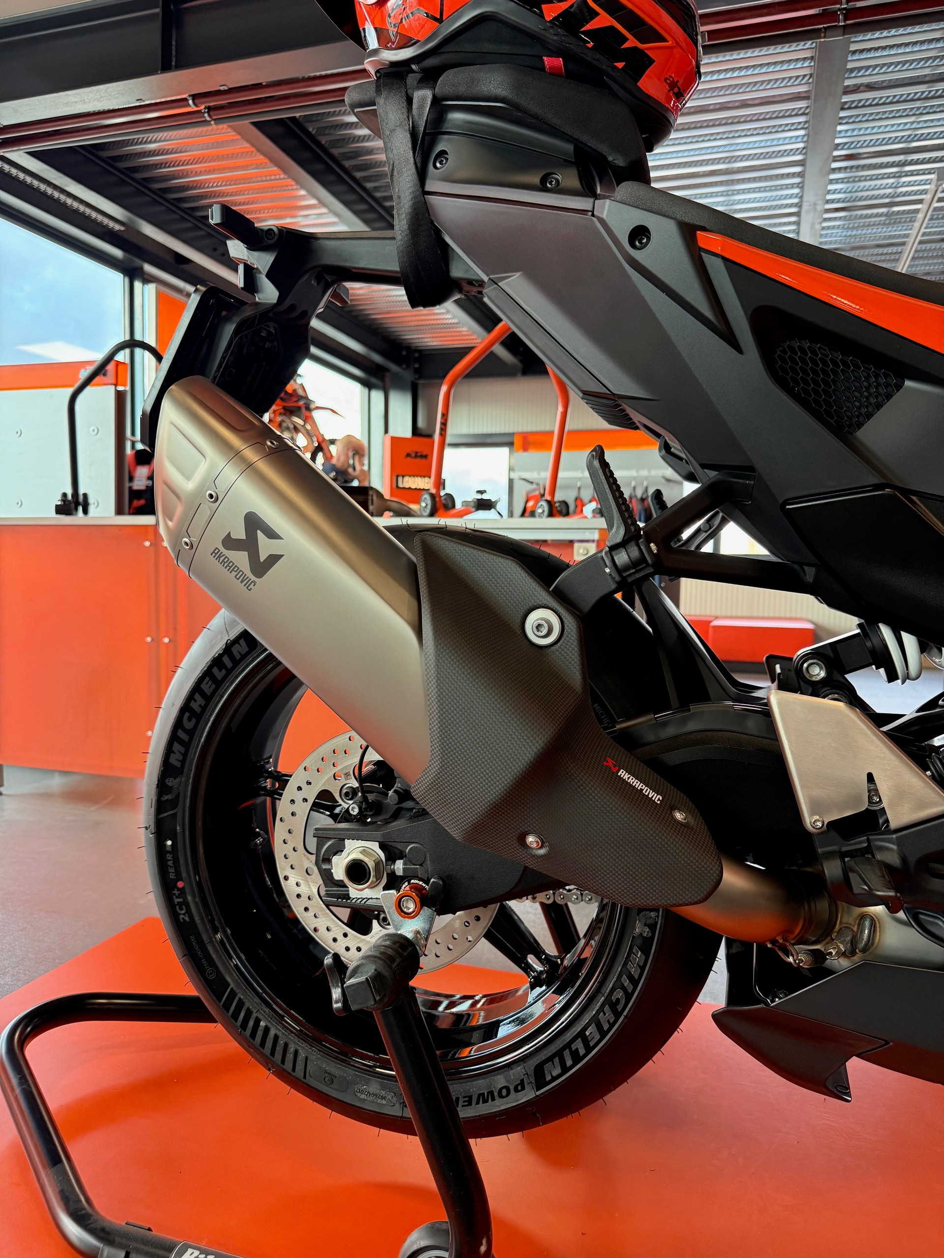 KTM 990 RC R-image-9