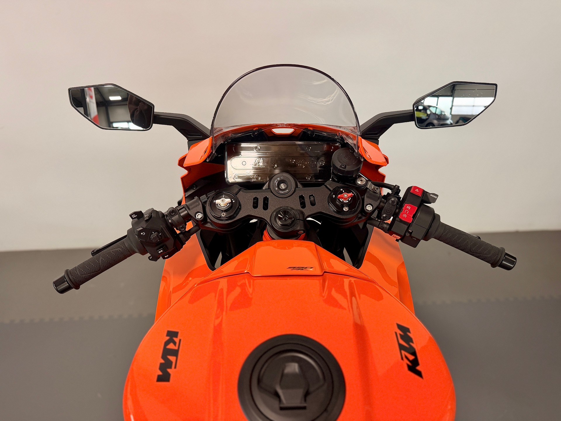 KTM 990 RC R-image-7