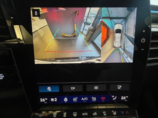 RENAULT Espace 1.2 E-Tech 200 Iconic 5-Sitze-image-12