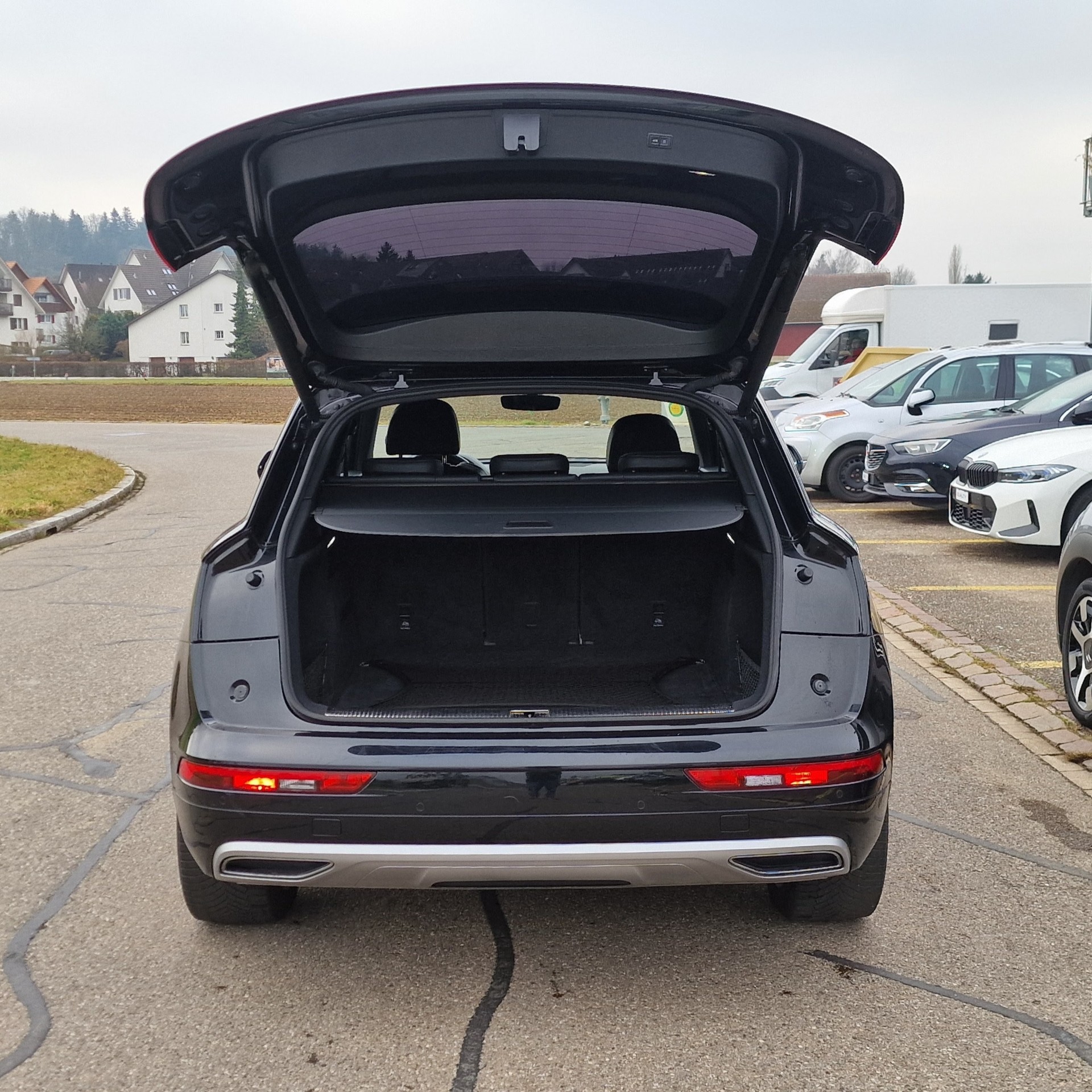 AUDI Q5 45 TFSI sport quattro S-tronic-image-13