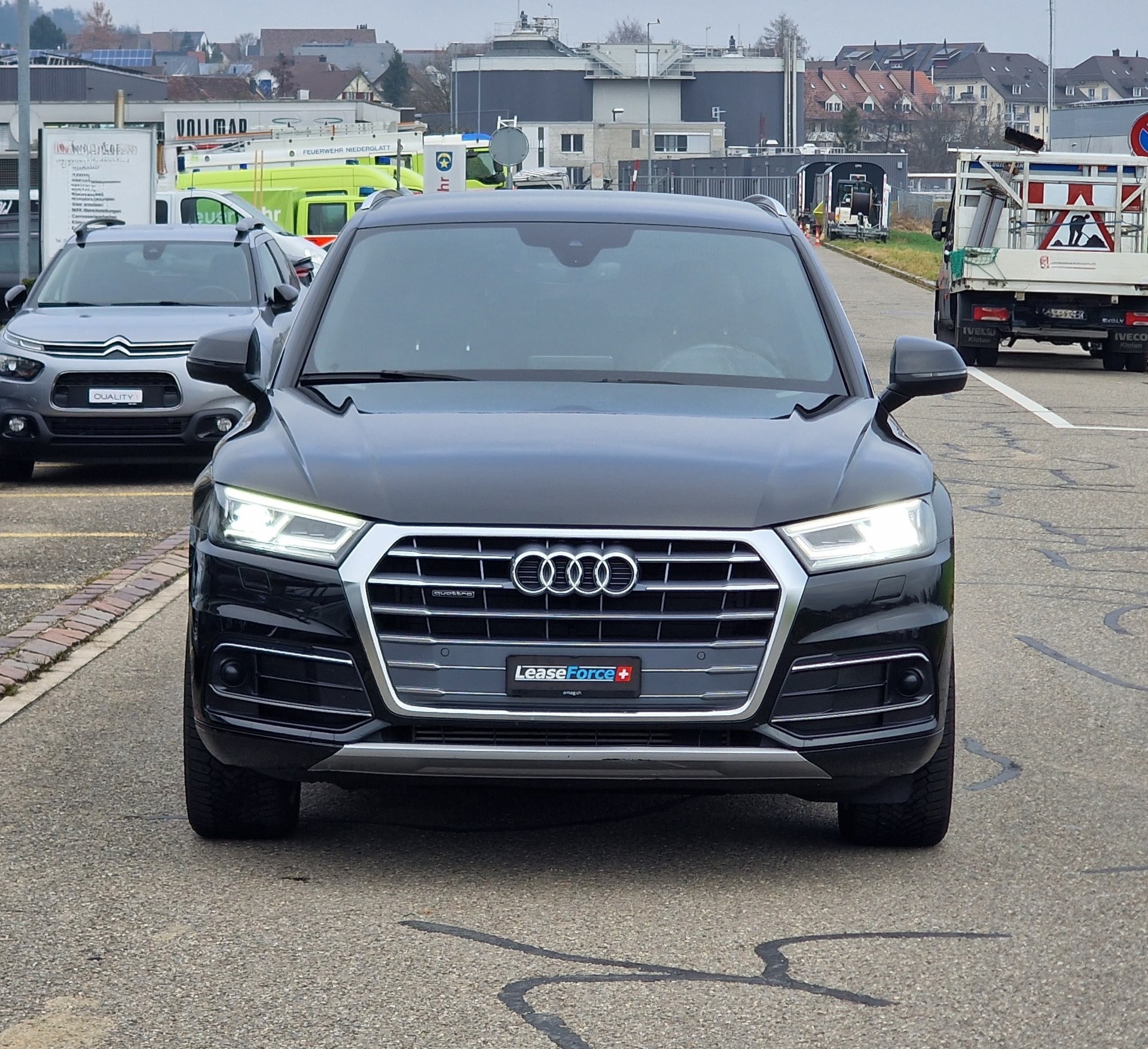 AUDI Q5 45 TFSI sport quattro S-tronic-image-1