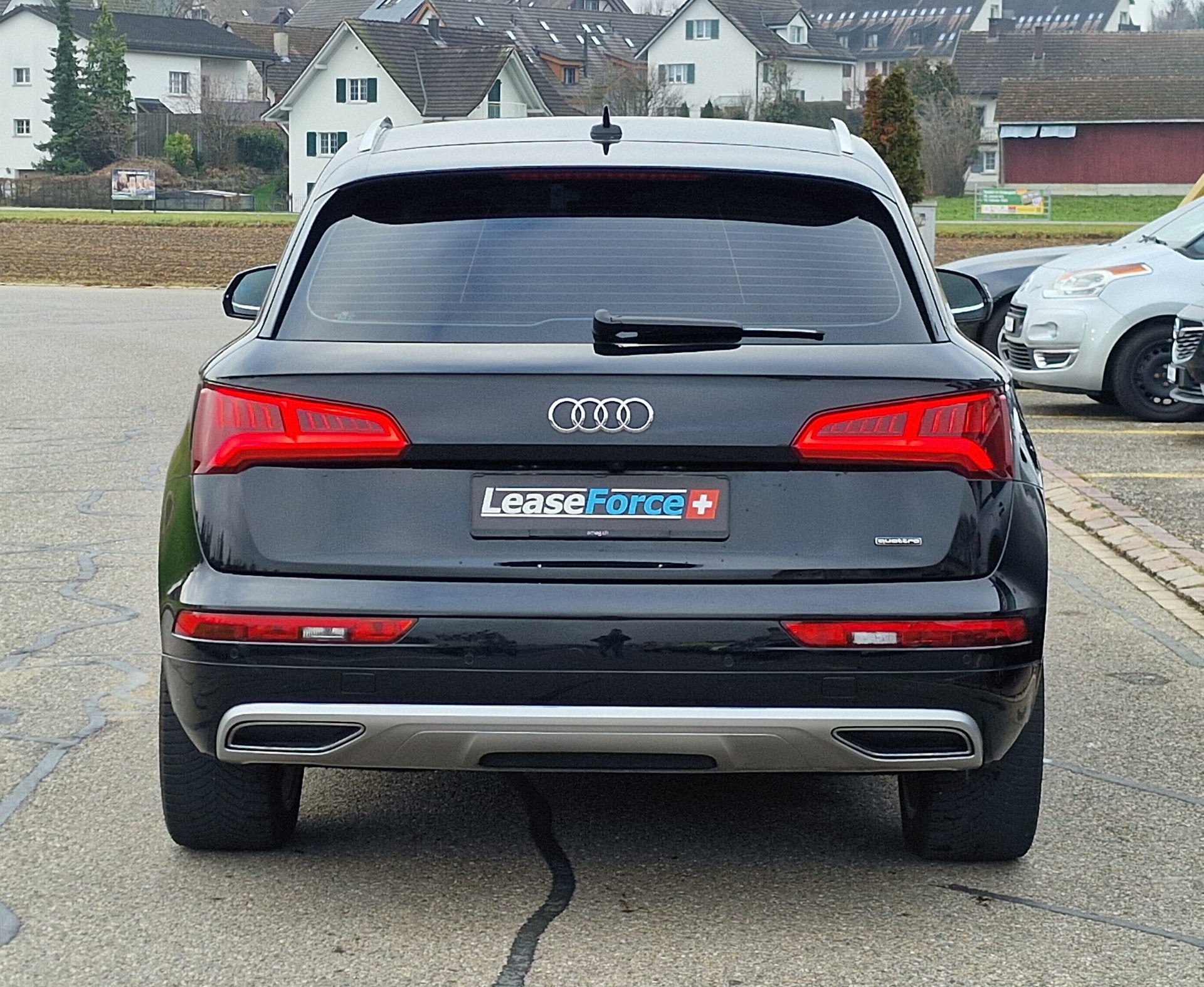 AUDI Q5 45 TFSI sport quattro S-tronic-image-4