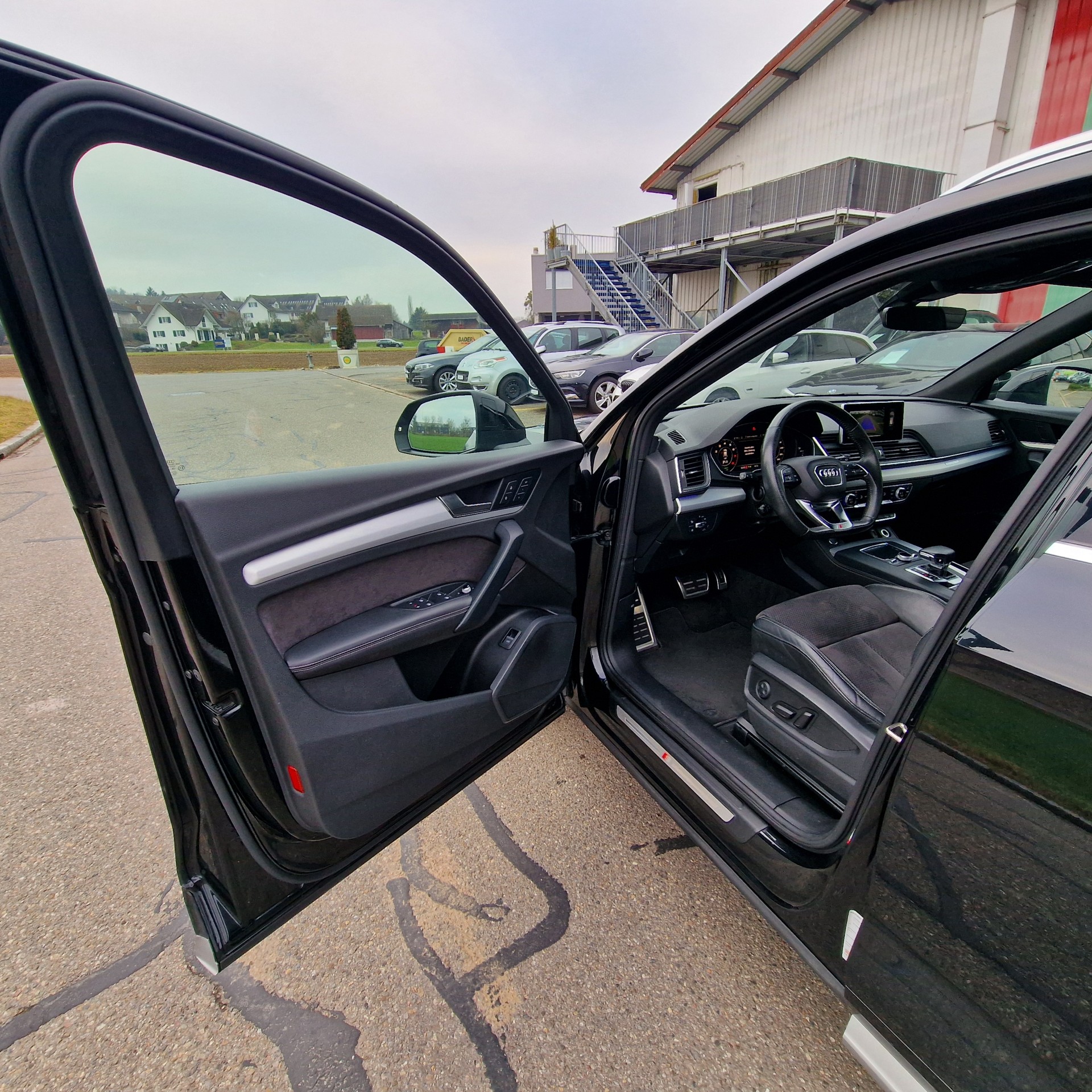 AUDI Q5 45 TFSI sport quattro S-tronic-image-10